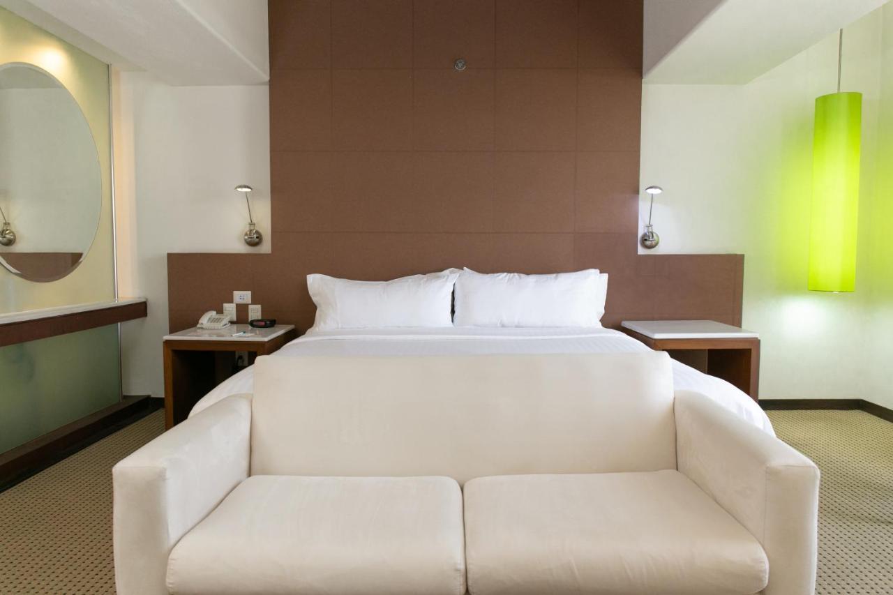 Hotel & Suites Bel Air Business Salamanca Extérieur photo
